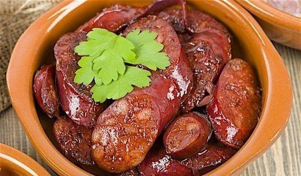 Chorizo in Red Wine Recipe - The perfect tapas