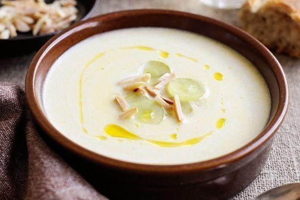 Andalusian White Garlic Soup 