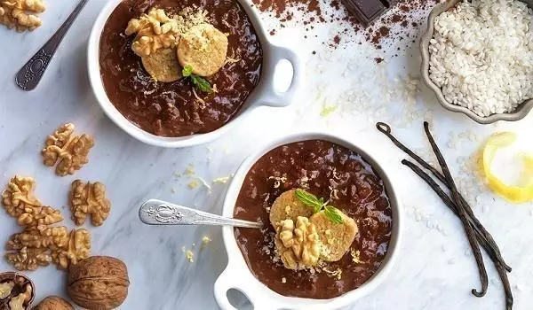 Chocolate and Walnut Rice Pudding - Comfort food
