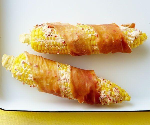Spanish Recipes - Corn on the Cob with Chilli, Goat Cheese, and Ham